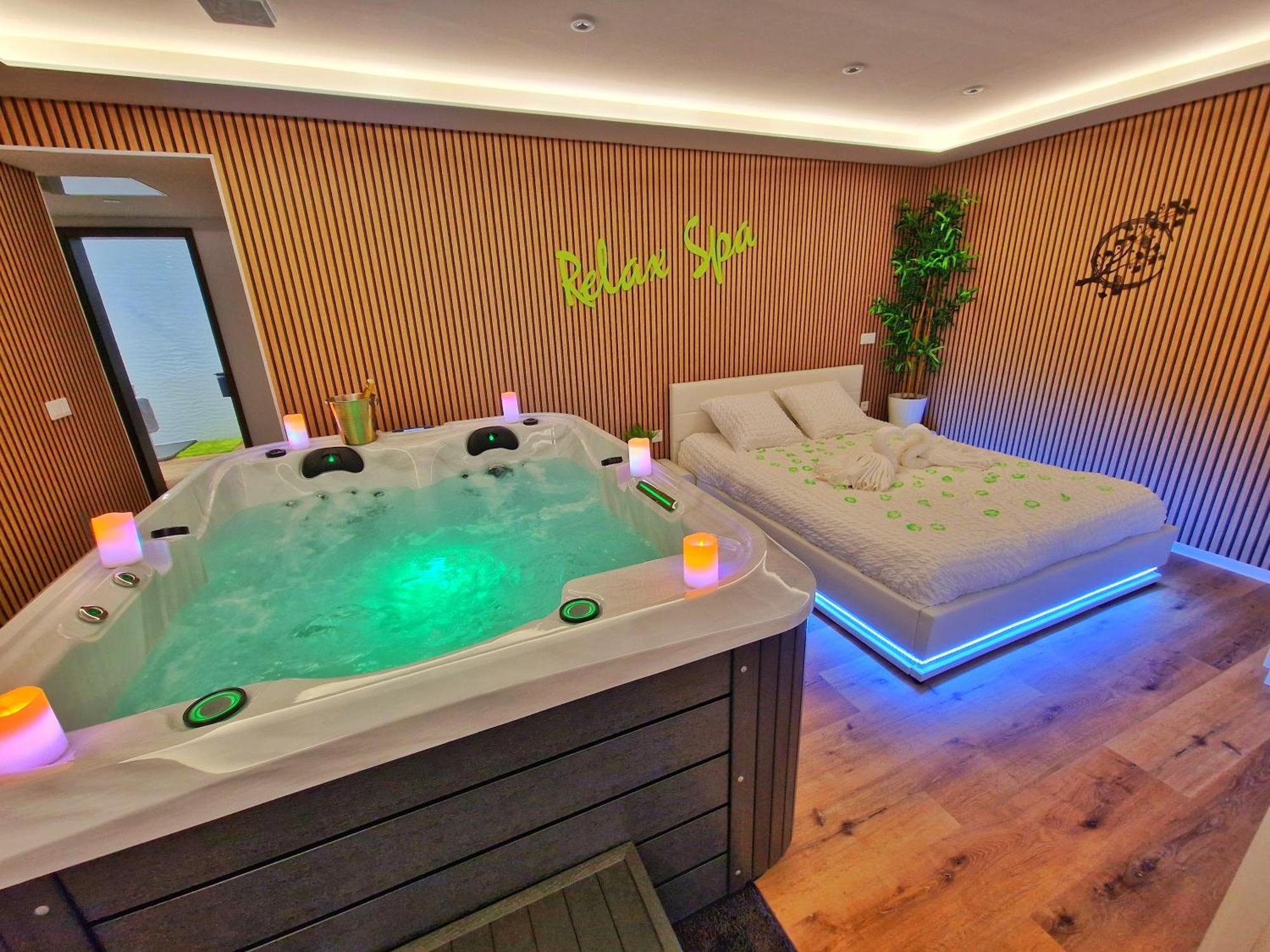 Relax Spa-4 Pers-Jacuzzi-Parking-Jardin-Clim-Colmar Muntzenheim Exterior foto